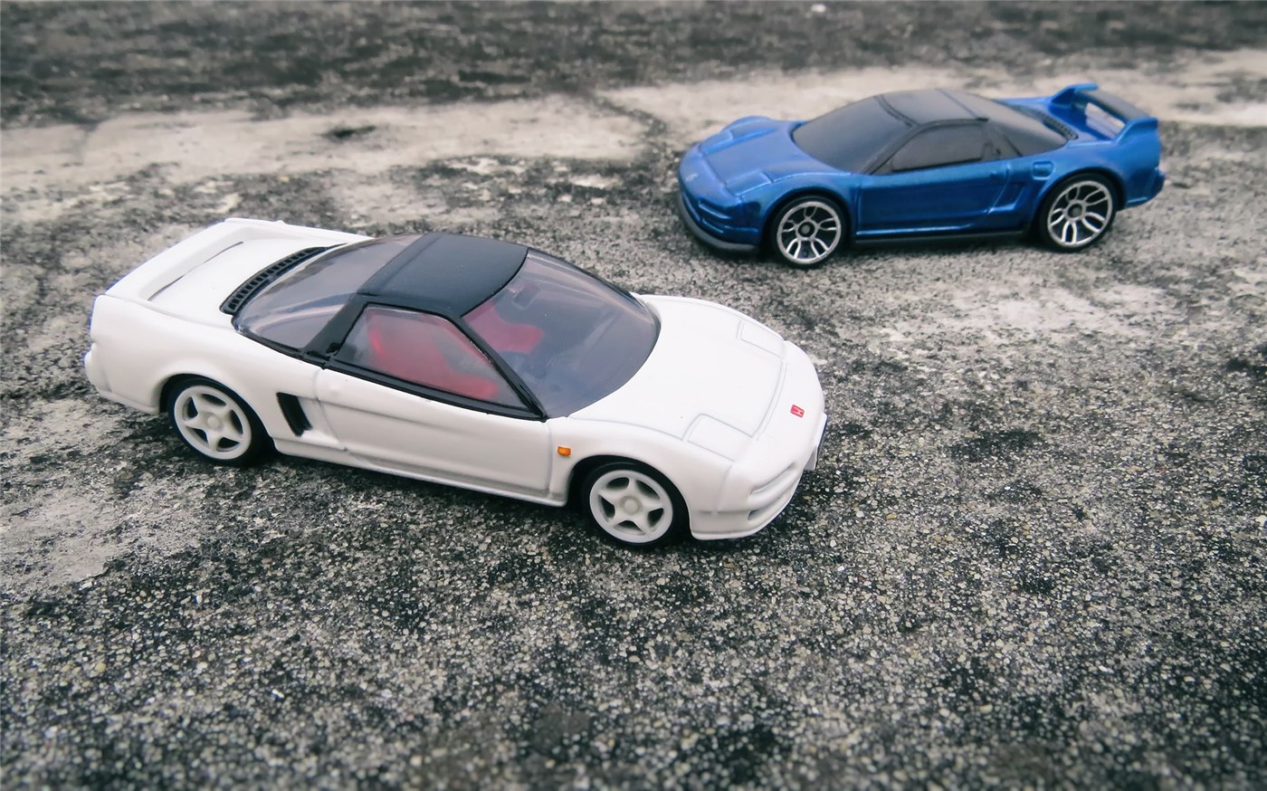 白いトミカプレミアム No.21 ホンダ NSX Type R｜旧番号と今のNo.21を見分ける